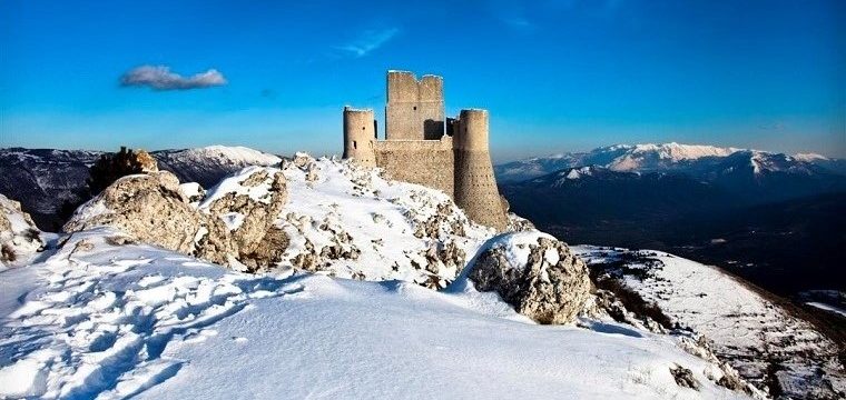 Raquetas de nieve Epifanía en Rocca Calascio